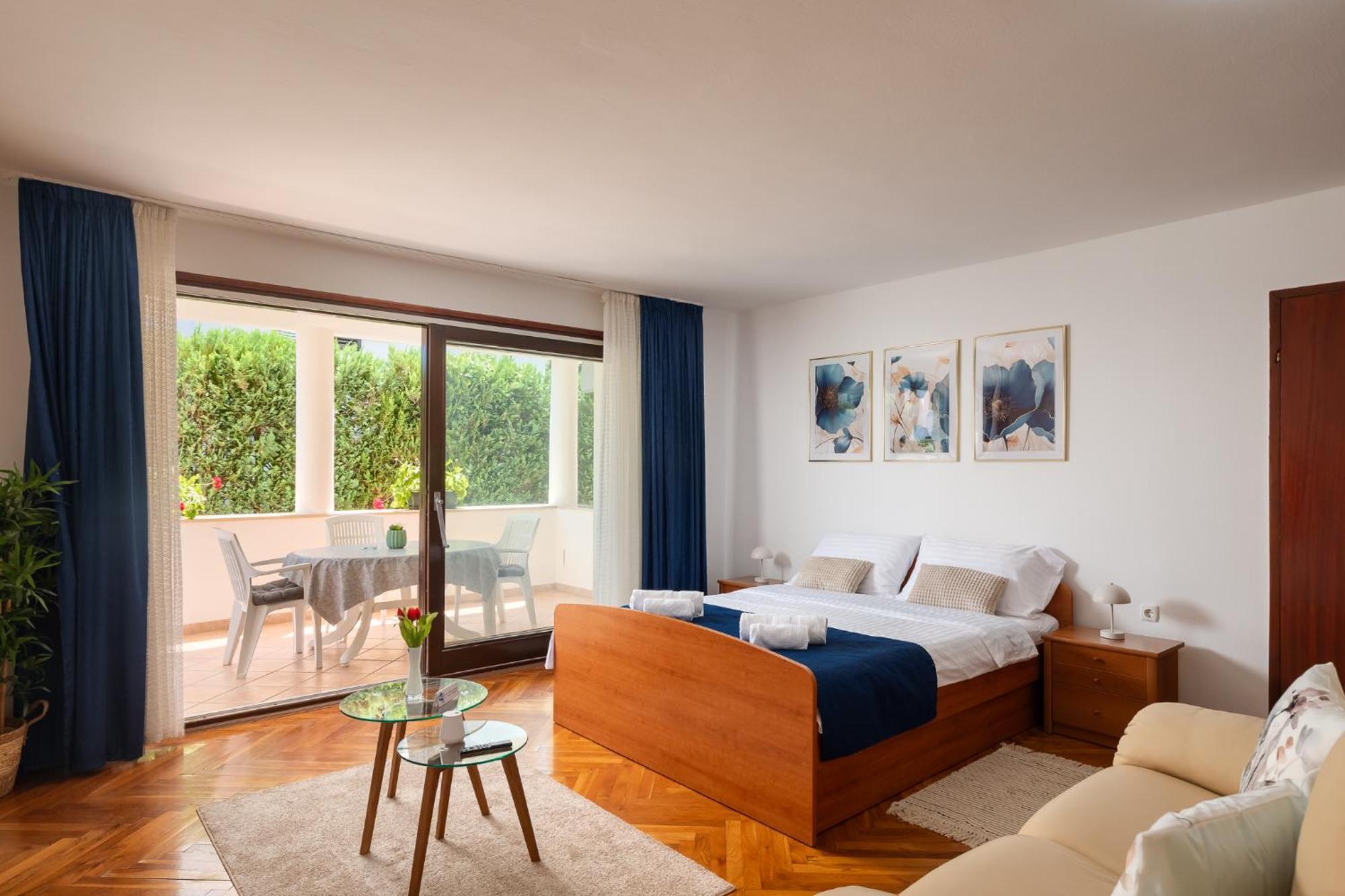 Maras Premium Apartments Poreč Exteriör bild