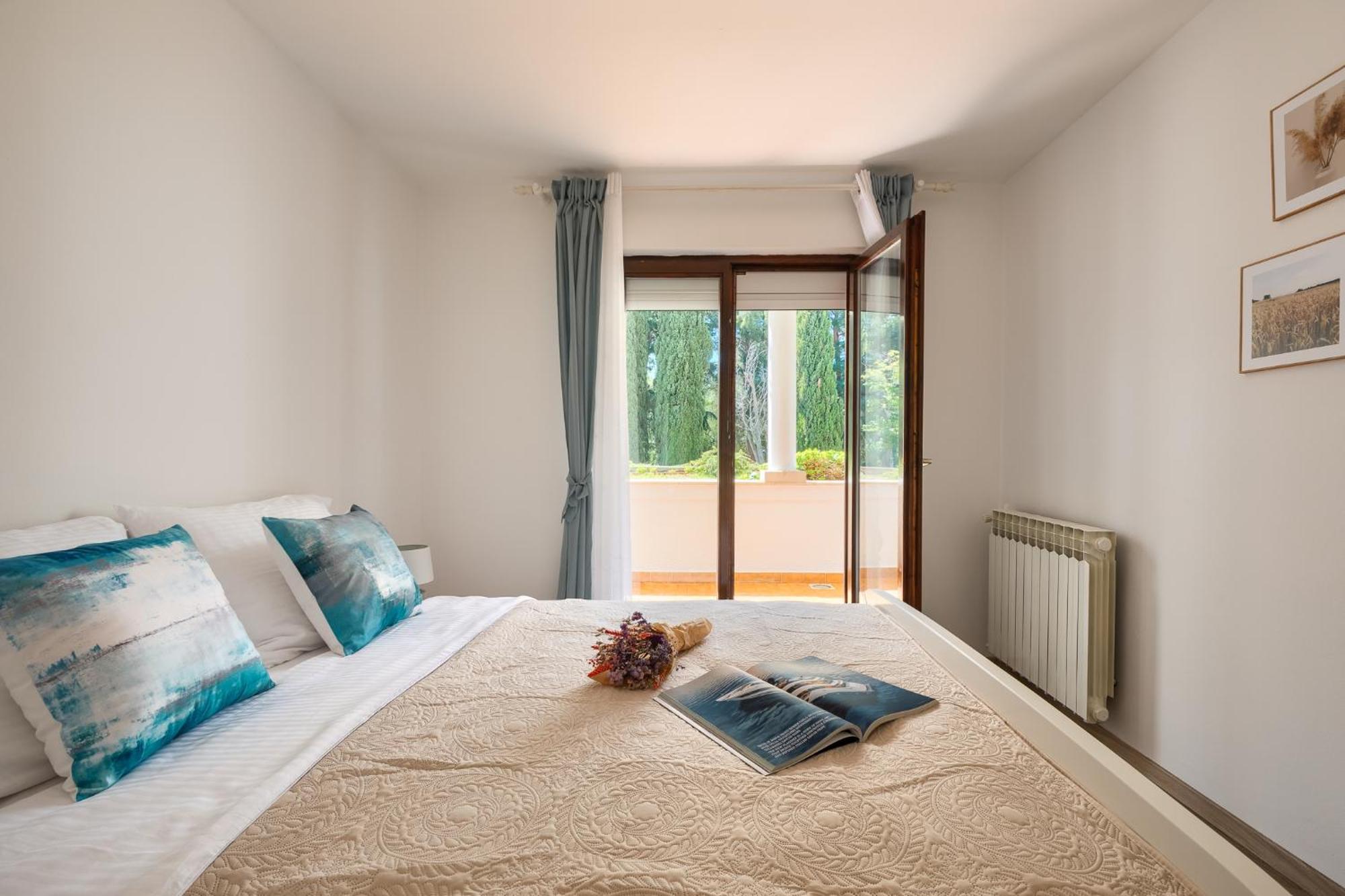 Maras Premium Apartments Poreč Exteriör bild