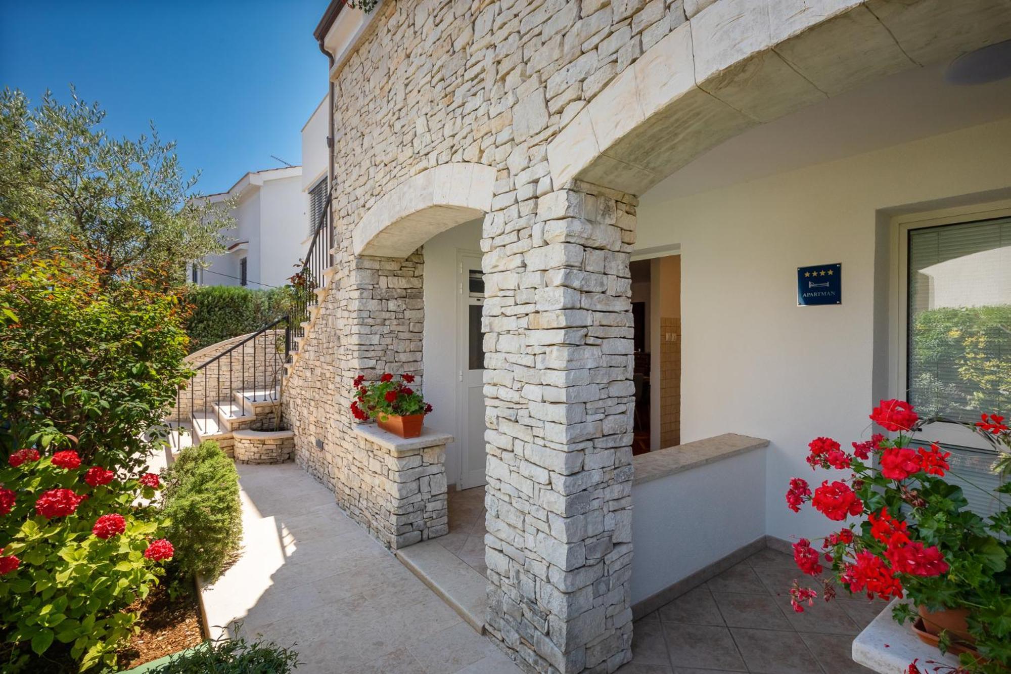 Maras Premium Apartments Poreč Exteriör bild